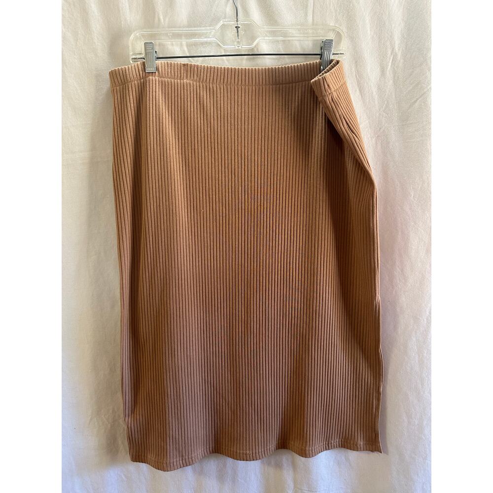 Time & Tru Ribbed Camel Midi Skirt – XL (16–18)